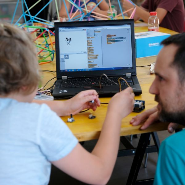 Scuola di Coding e Robotica per bambini e ragazzi